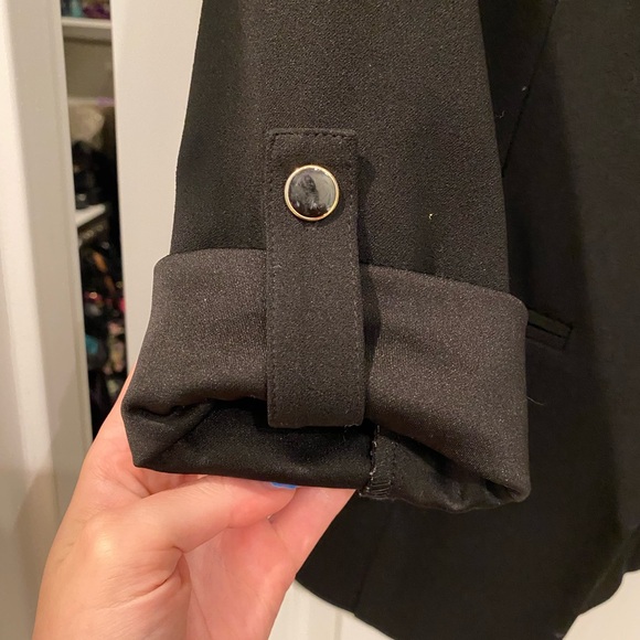 Dressbarn Black Women's Blazer with Leopard Lining - Picture 2 of 7